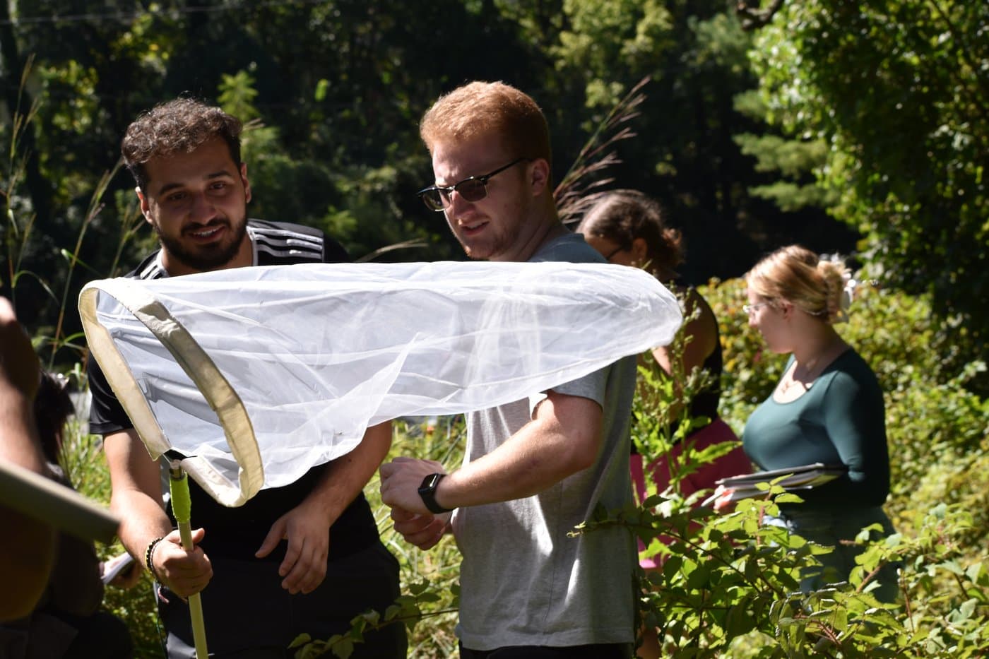 Entomology training session for animal forensics investigators
